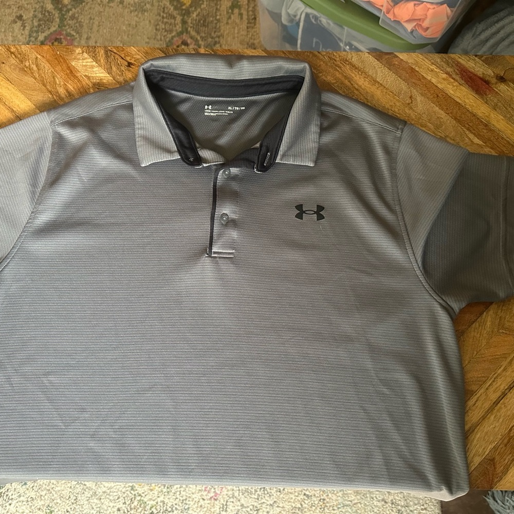Under Armour Men's Gray Polo Shirt